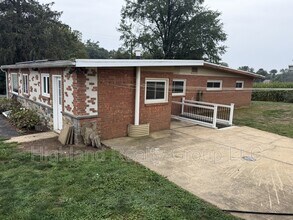 162 Penn St in Washington Boro, PA - Building Photo - Building Photo