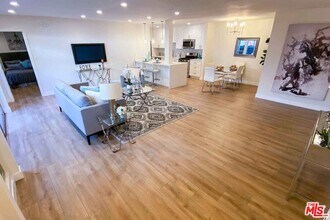 2021 California Ave in Santa Monica, CA - Building Photo - Building Photo