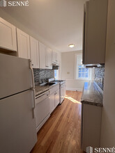 357 Harvard St, Unit 353-42 in Cambridge, MA - Building Photo - Building Photo