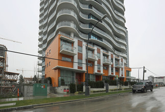 The Wave in Surrey, BC - Building Photo - Building Photo