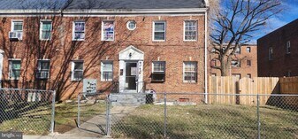 604 Mellon St SE in Washington, DC - Building Photo