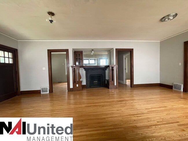 1908 S Cypress St in Sioux City, IA - Building Photo - Building Photo