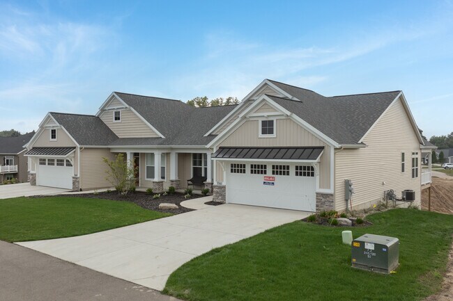 5561 Canal Ave SW in Wyoming, MI - Building Photo - Building Photo
