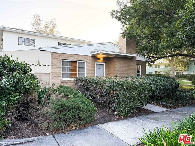 property at 5243 Village Green