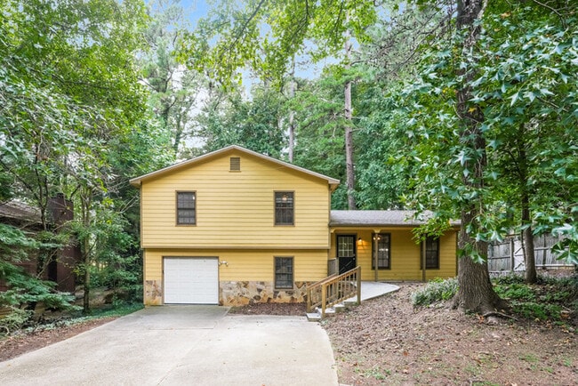 property at 2439 Hewatt Rd