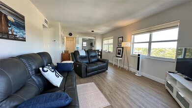 1630 N Ocean Blvd in Pompano Beach, FL - Building Photo - Building Photo