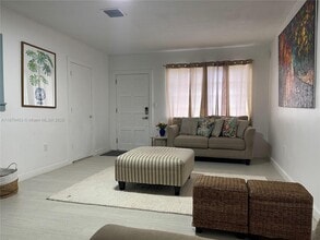 400 NW 56th Ave. in Miami, FL - Building Photo - Building Photo
