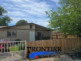 832 Commercial Ave in Ridgecrest, CA - Building Photo