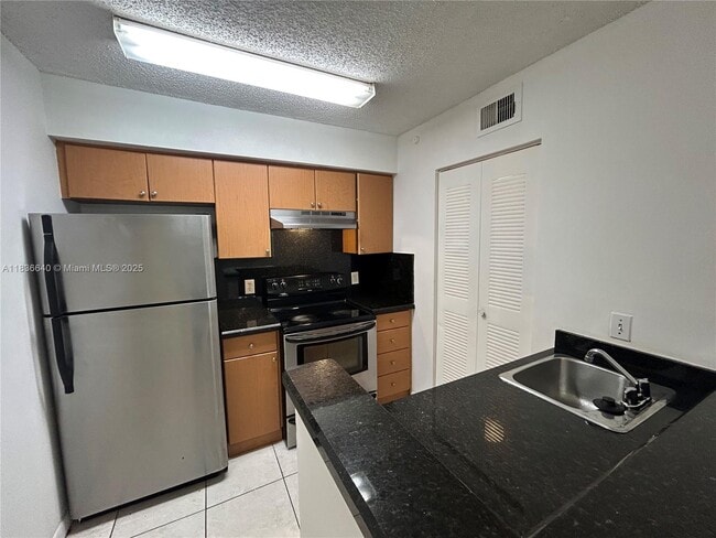 property at 620 S Park Rd