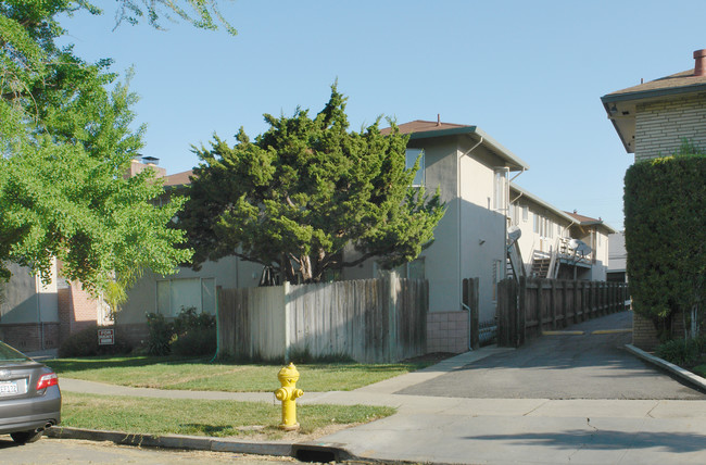 3531 Alden Way in San Jose, CA - Building Photo - Building Photo