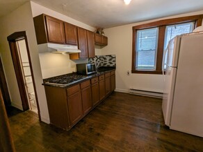 2115 Scoville Ave-Unit -B in Berwyn, IL - Foto de edificio - Building Photo