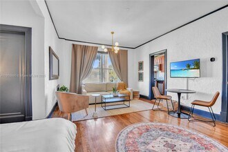 900 16th St in Miami Beach, FL - Building Photo - Building Photo