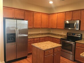 106 Westwind Dr in Pooler, GA - Building Photo - Building Photo