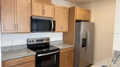 2808 Moonshadow Ct in Clermont, FL - Building Photo - Building Photo