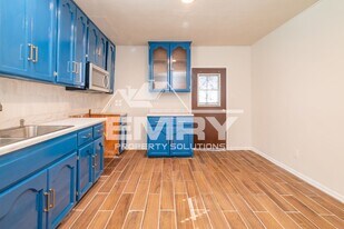 1125 S Evergreen Ave in Los Angeles, CA - Building Photo