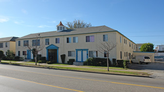 1139 S Fairfax Ave in Los Angeles, CA - Foto de edificio - Building Photo