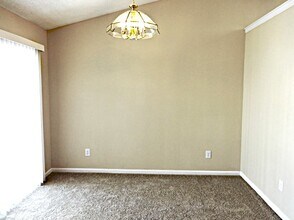 8540 Brookforest Dr in North Charleston, SC - Building Photo - Building Photo