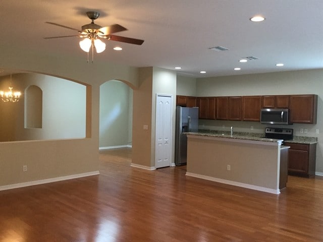 7729 Grasmere Dr in Land O Lakes, FL - Building Photo - Building Photo