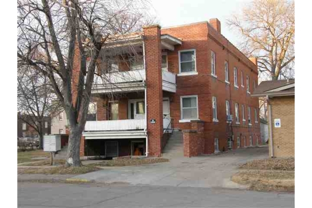 414-416 W 4th St in Hastings, NE - Building Photo - Building Photo