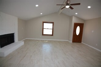 906 Arrow Lake Dr in Katy, TX - Building Photo - Building Photo