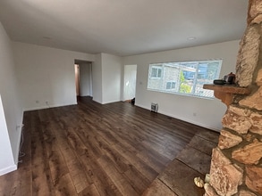 118 W 8th Ave in Escondido, CA - Building Photo - Building Photo