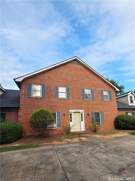 property at 504 Huntington Road
