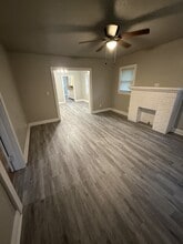 207 S Center St in Shawnee, OK - Building Photo - Building Photo