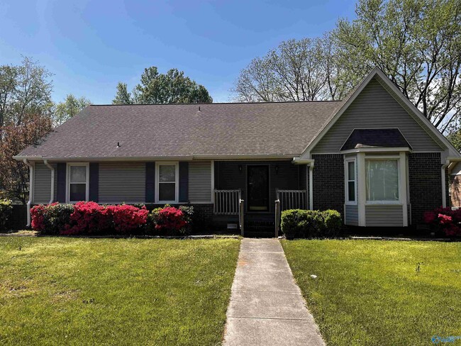 property at 152 Whisperwood Ln