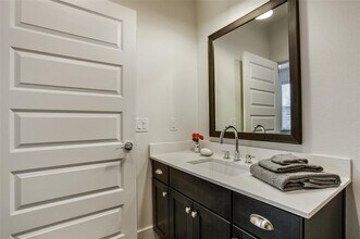 2500 State St in Dallas, TX - Building Photo - Building Photo