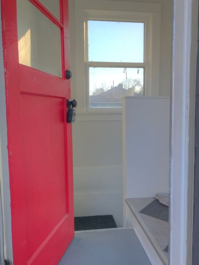 5144 NE Flanders St in Portland, OR - Building Photo - Building Photo