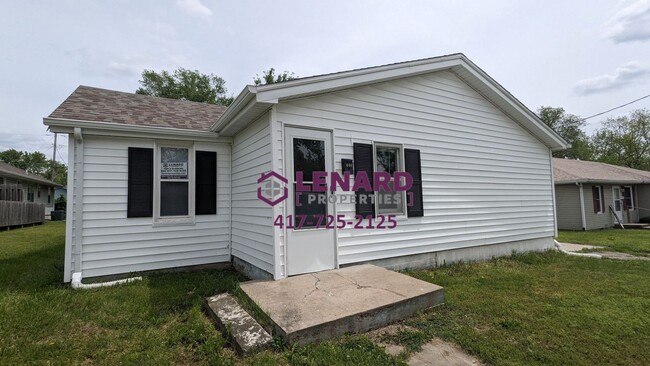 property at 446 N Claud Ave