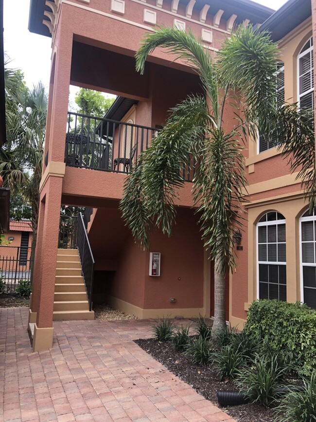 10021 Heather Ln in Naples, FL - Building Photo - Building Photo