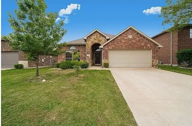 property at 512 Thunder Tr