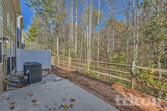 2748 Pierce Brennen Ct NE, Unit B1-2113 in Lawrenceville, GA - Foto de edificio - Building Photo