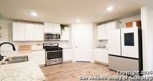 6807 Kingsley Edge in San Antonio, TX - Building Photo - Building Photo