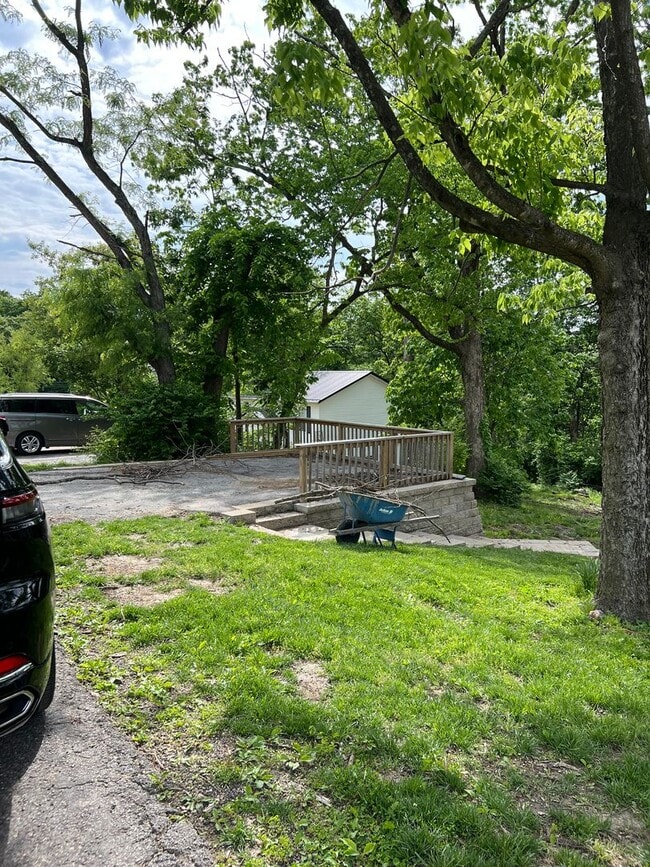 211 Baker St in Villa Ridge, MO - Building Photo - Building Photo