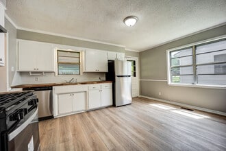 2816 Memphis St in Fort Smith, AR - Foto de edificio - Building Photo