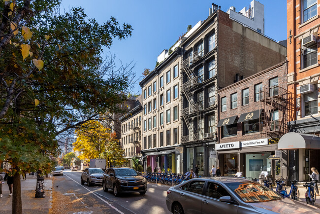 420 W Broadway in New York, NY - Foto de edificio - Building Photo