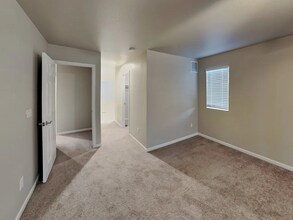 11846 Olive St in Thornton, CO - Building Photo - Building Photo