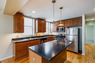 Live South Side in Pittsburgh, PA - Foto de edificio - Interior Photo