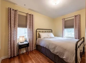 904 E Maxwell Ln in Bloomington, IN - Foto de edificio - Building Photo