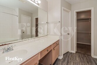 6706 Windy River Ln in Katy, TX - Foto de edificio - Building Photo