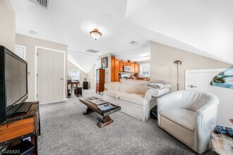 12 Main Rd in Montville, NJ - Building Photo - Building Photo