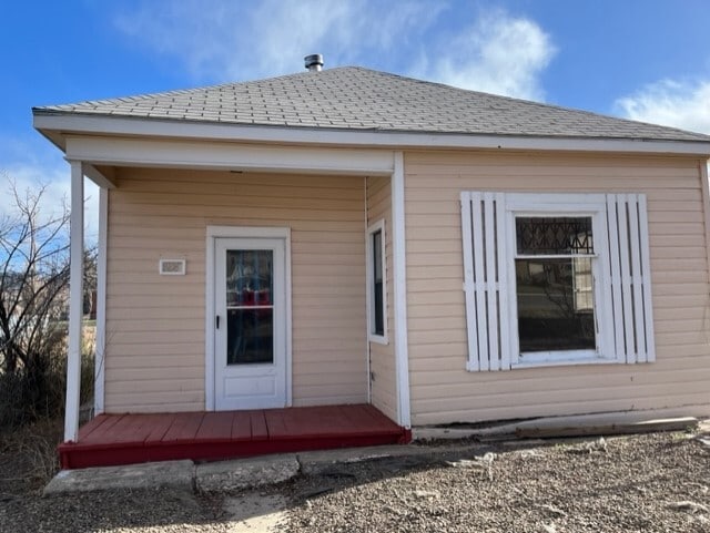 property at 906 Atchison Ave