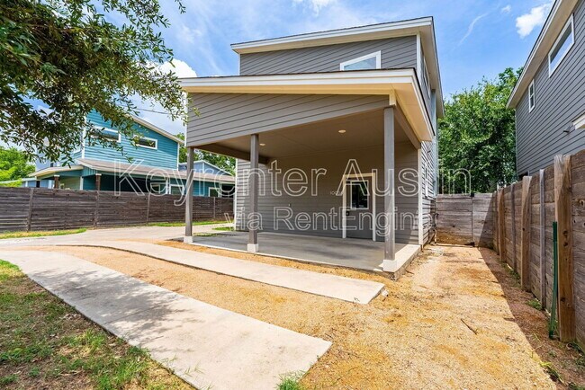 property at 1003 Valdez St
