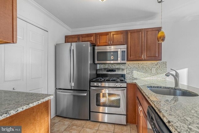 1725 Fitzwater St in Philadelphia, PA - Building Photo - Building Photo