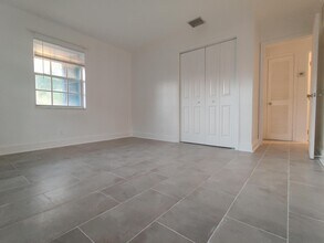 4905 N Flagler Dr in West Palm Beach, FL - Building Photo - Building Photo
