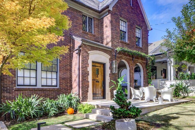 868 Penn Ave NE in Atlanta, GA - Building Photo - Building Photo