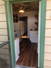 508 Bellevue Pl, Unit B in Austin, TX - Foto de edificio - Building Photo