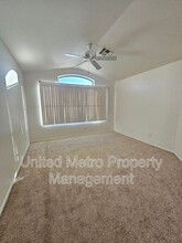 10262 W Jessie Ln in Peoria, AZ - Foto de edificio - Building Photo